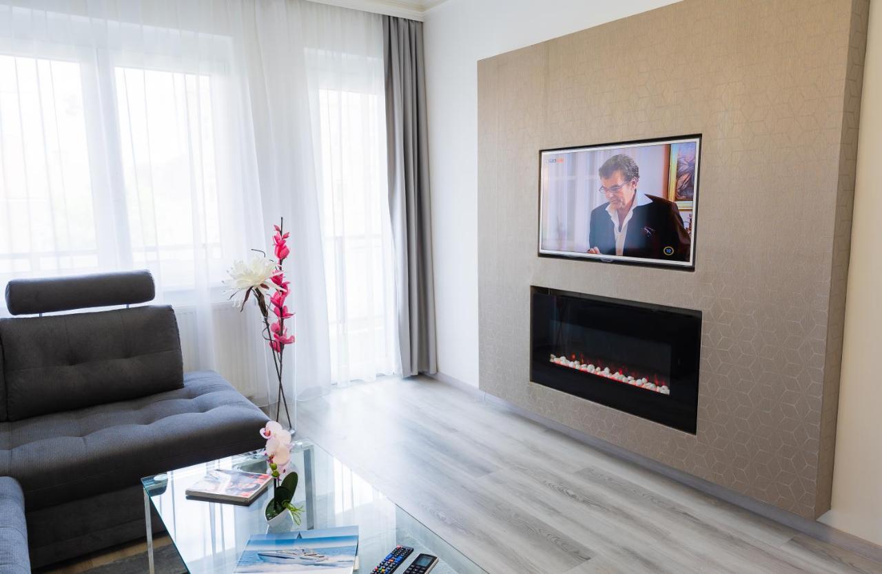 Central Residence Sopron Exterior foto